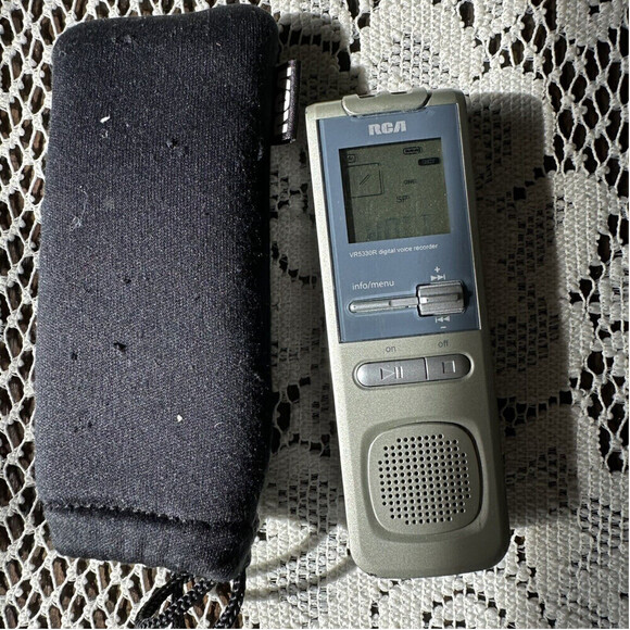 RCA VR5330R 2GB USB Digital Voice Recorder - Picture 1 of 4